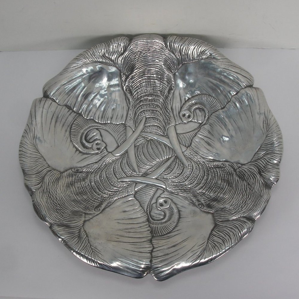 VINTAGE 1987 ARTHUR COURT ELEPHANT ROUND PLATTER SERVING TRAY 16" x 2"